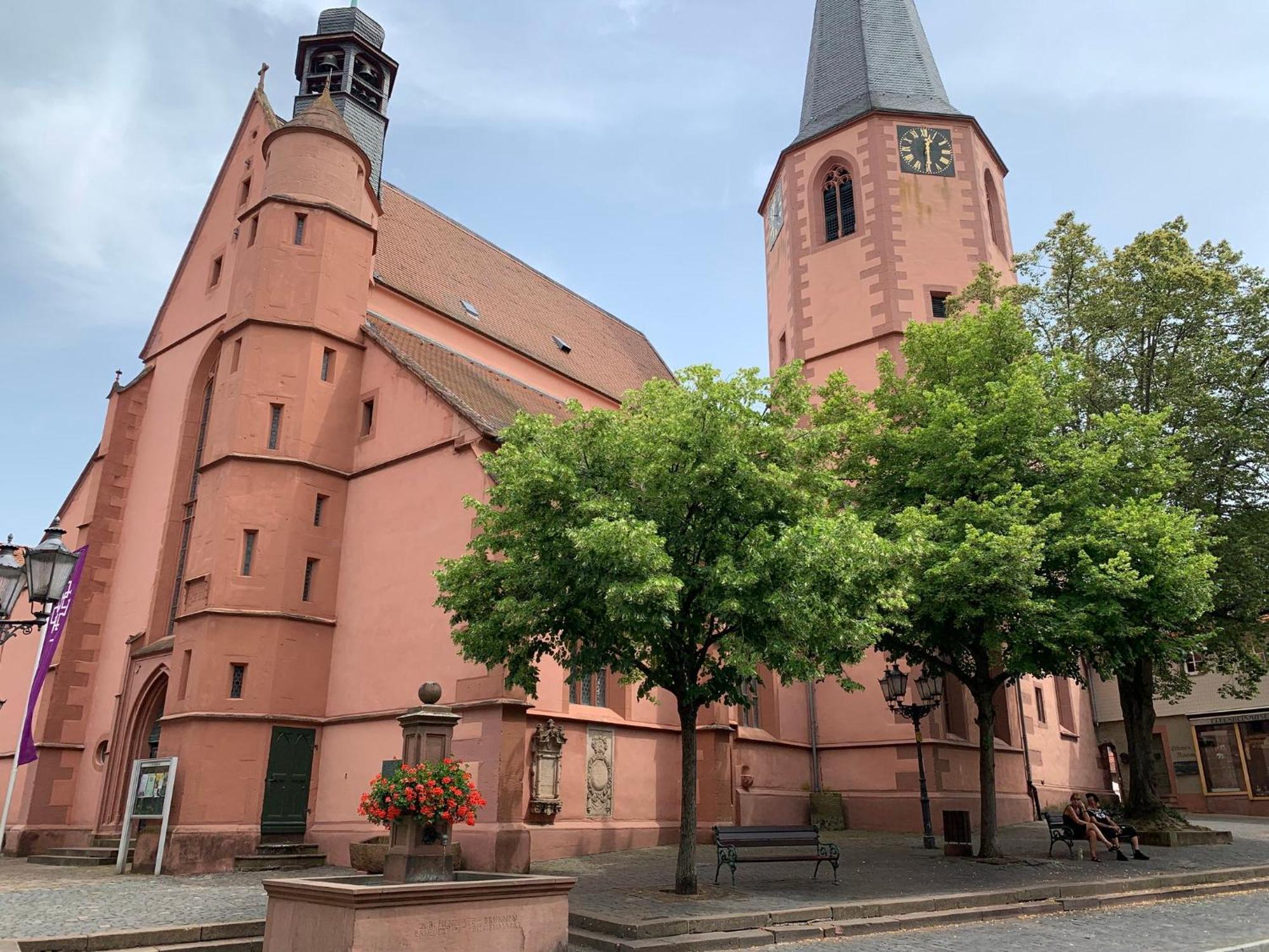 Apartment Am Historischen Rathaus Michelstadt Buitenkant foto