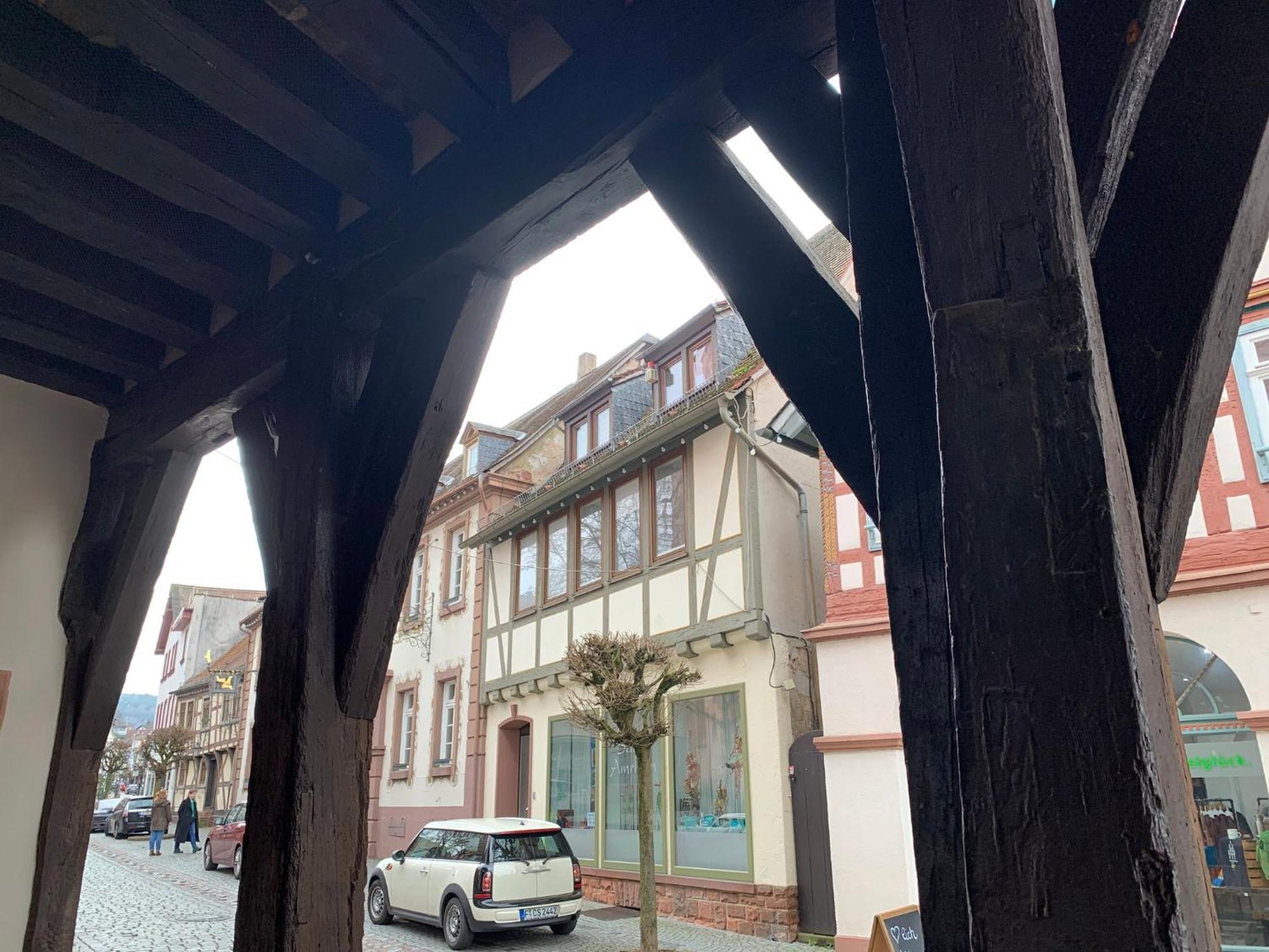 Apartment Am Historischen Rathaus Michelstadt Buitenkant foto